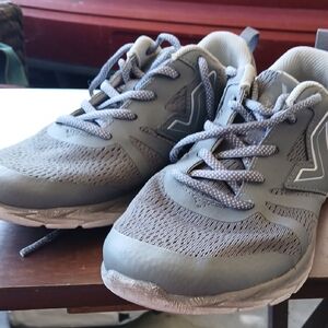 Vionic Gray Women's Athletic Sneakers